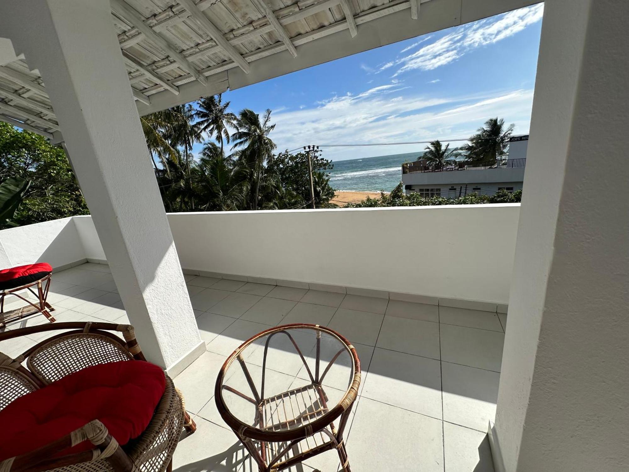 White Hill Hotell Unawatuna Exteriör bild