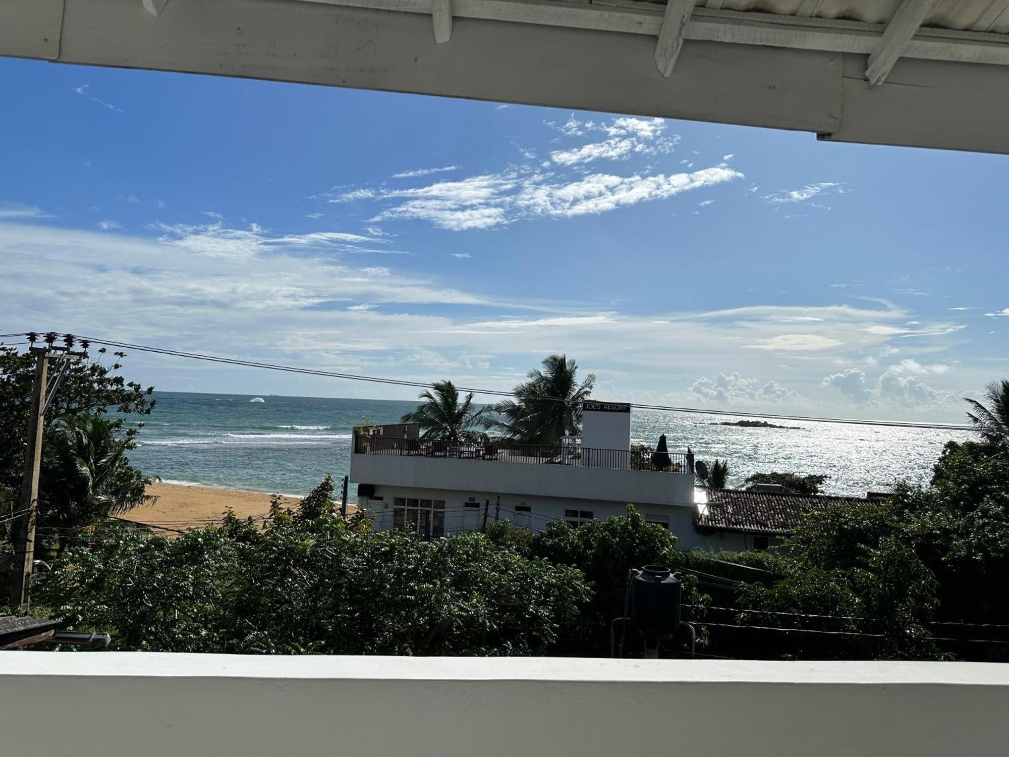 White Hill Hotell Unawatuna Exteriör bild