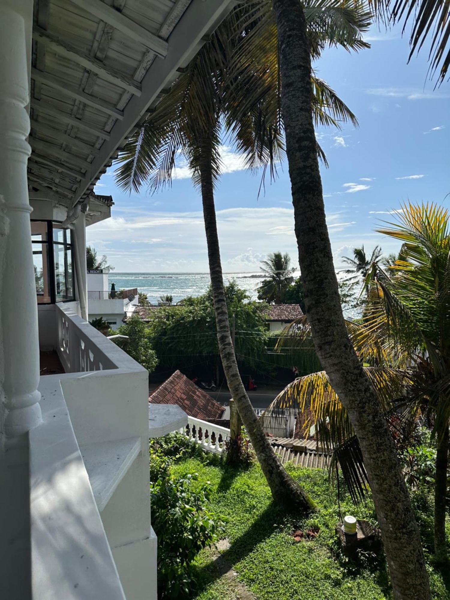 White Hill Hotell Unawatuna Exteriör bild