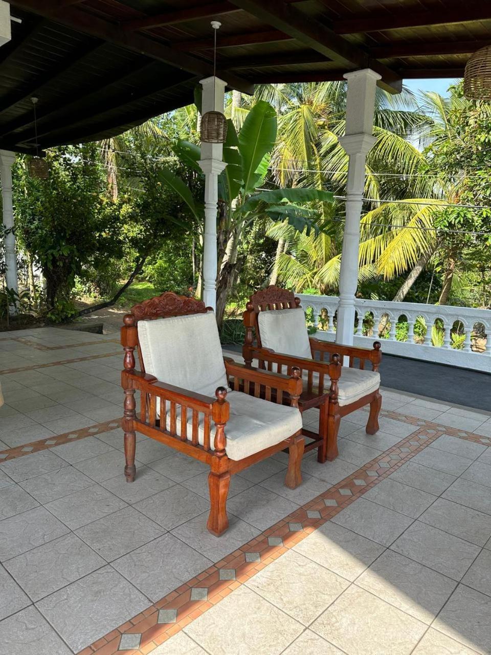 White Hill Hotell Unawatuna Exteriör bild