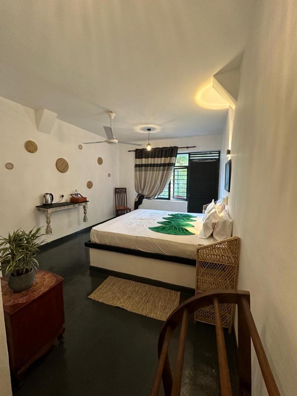 White Hill Hotell Unawatuna Exteriör bild