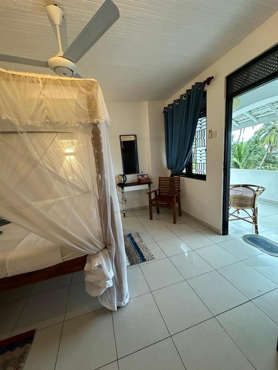 White Hill Hotell Unawatuna Exteriör bild