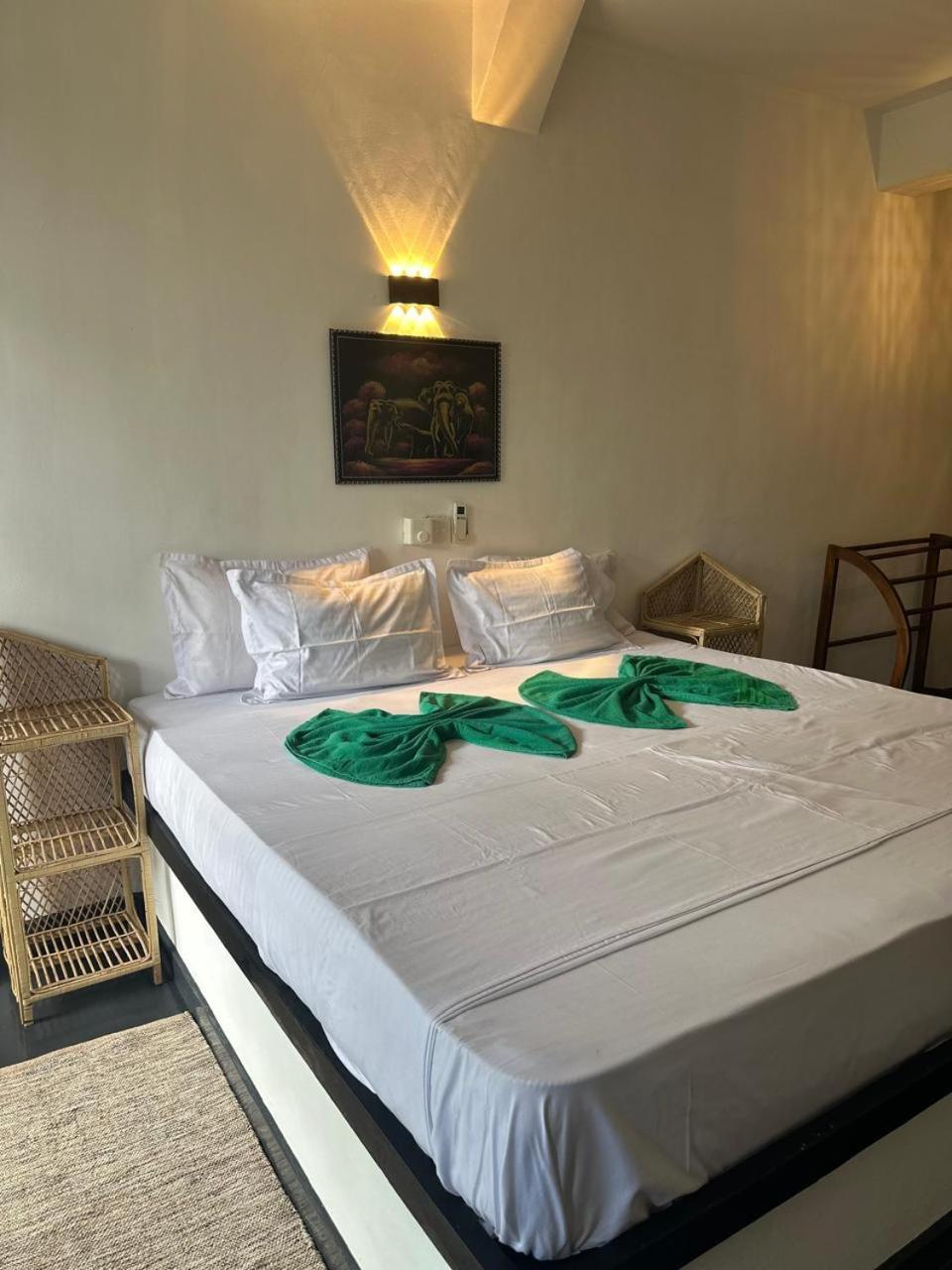White Hill Hotell Unawatuna Exteriör bild